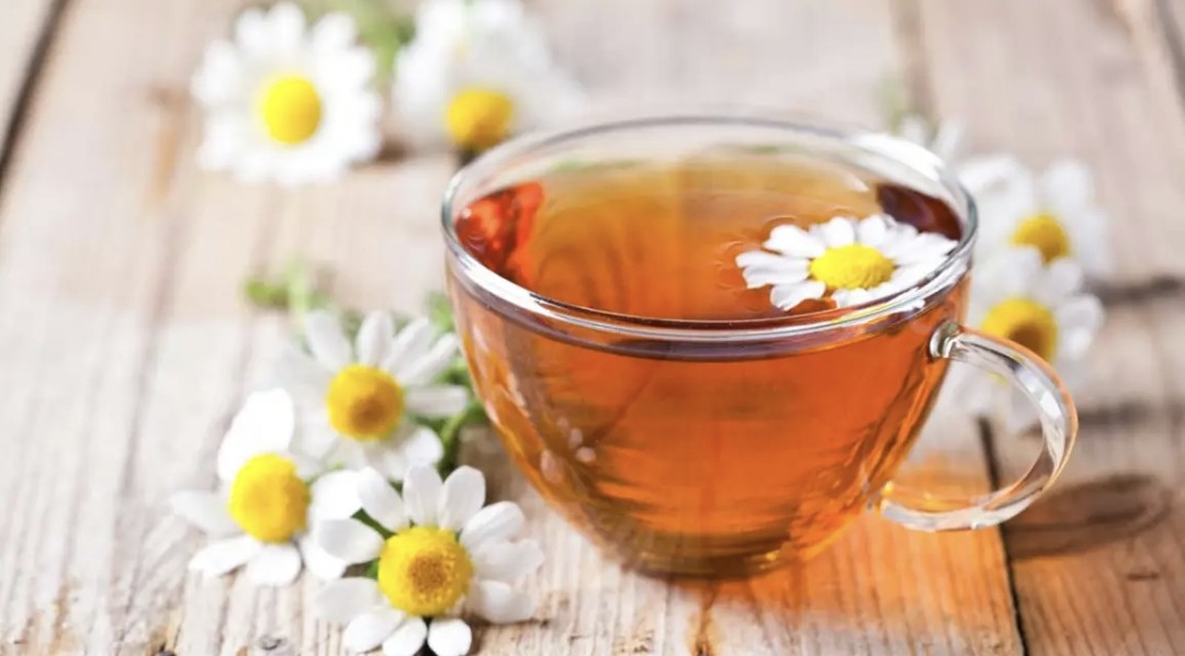 Destress your mind and help relax with this gentle Chamomile tea
